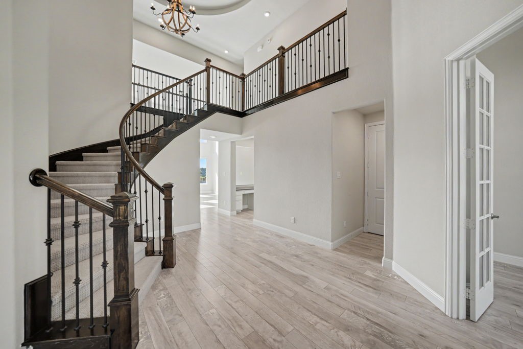2016 Binns Drive