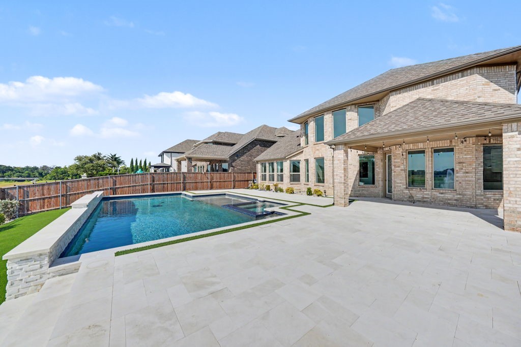 2016 Binns Drive