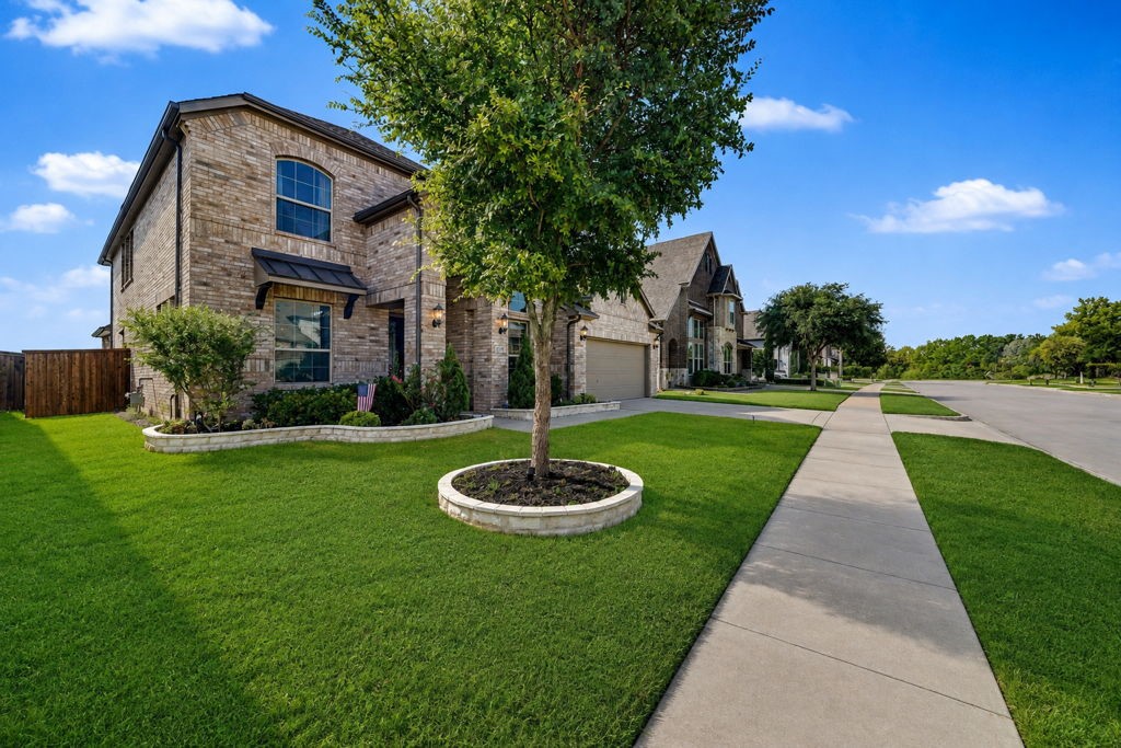 2016 Binns Drive