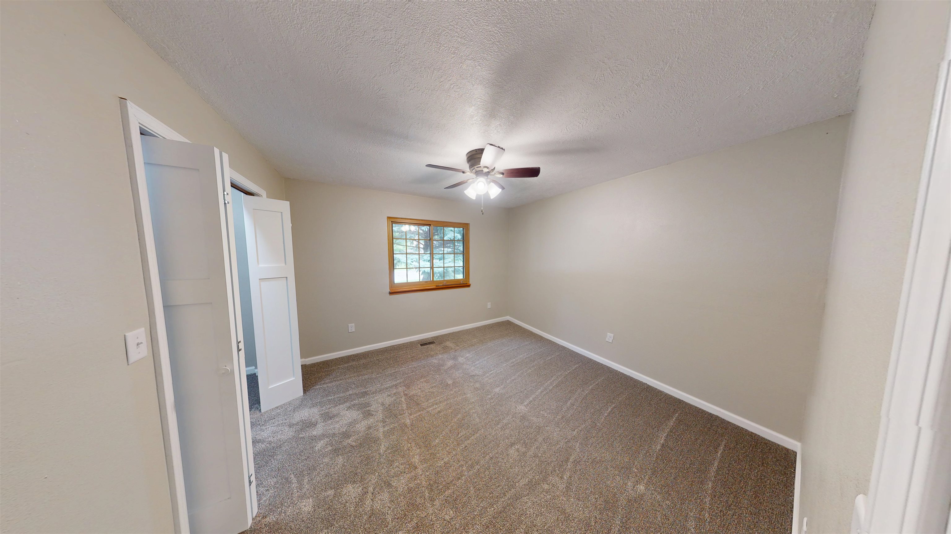 214 8Th Street SE