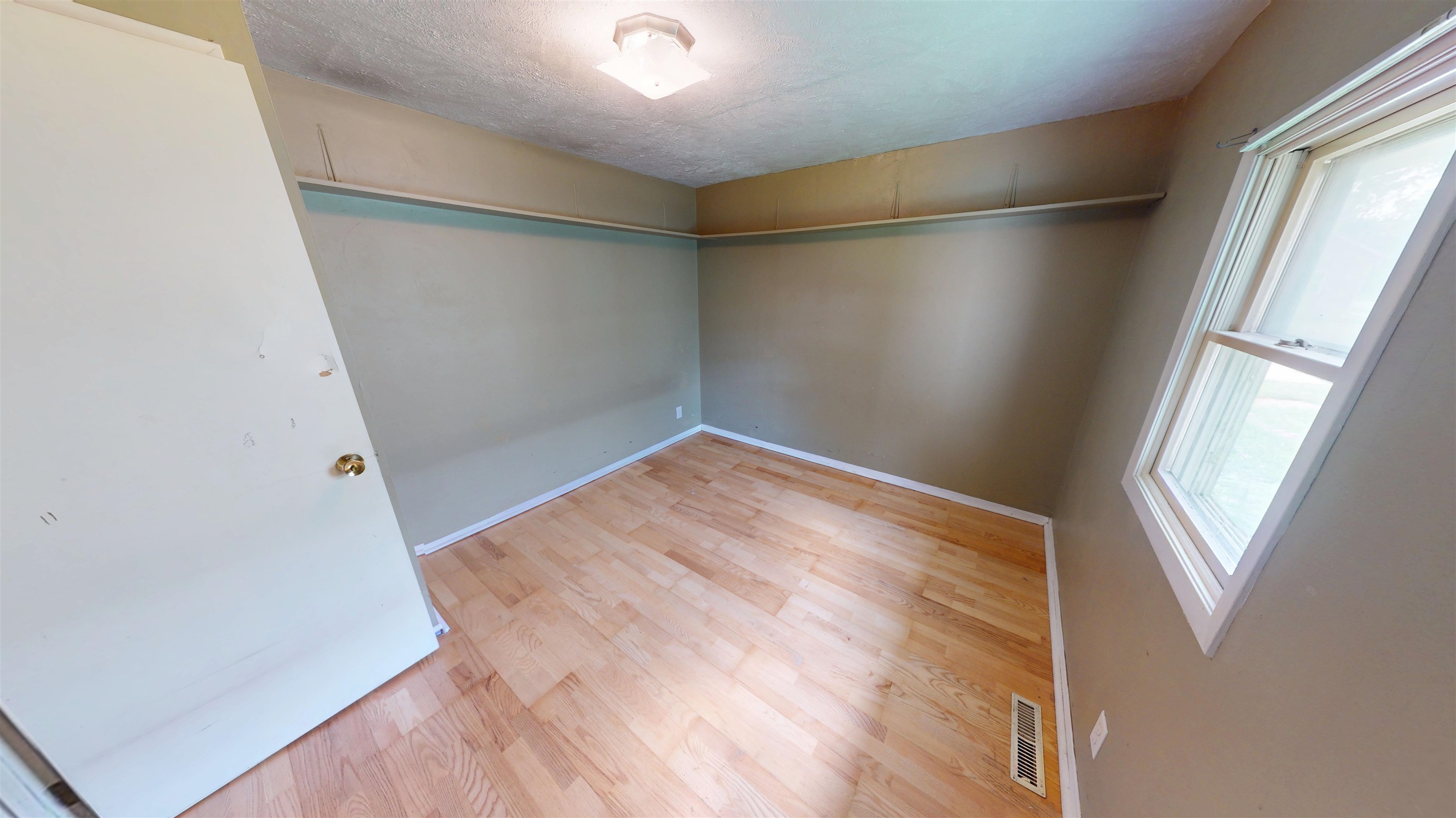 407 E 13th Street