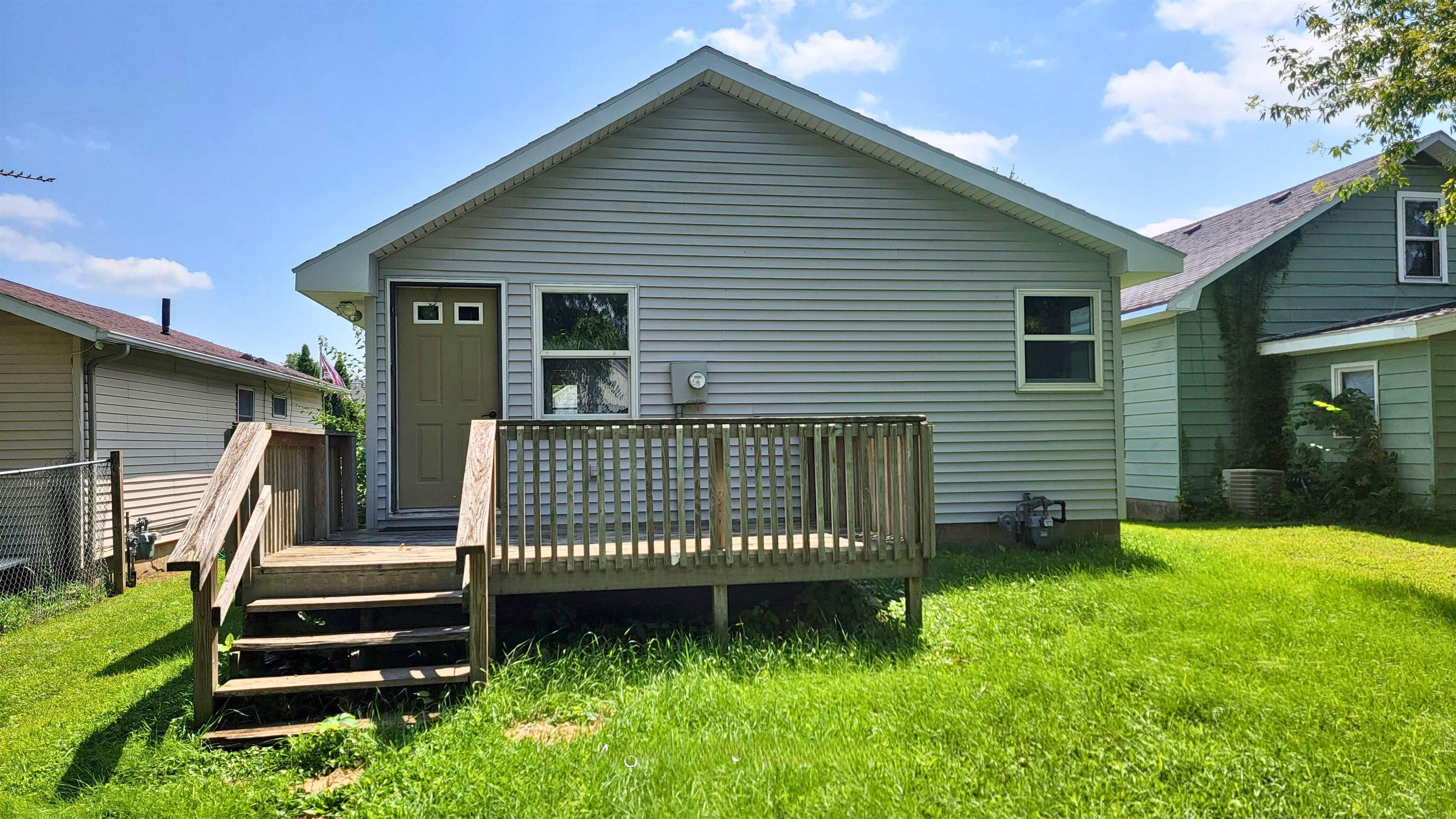 407 E 13th Street