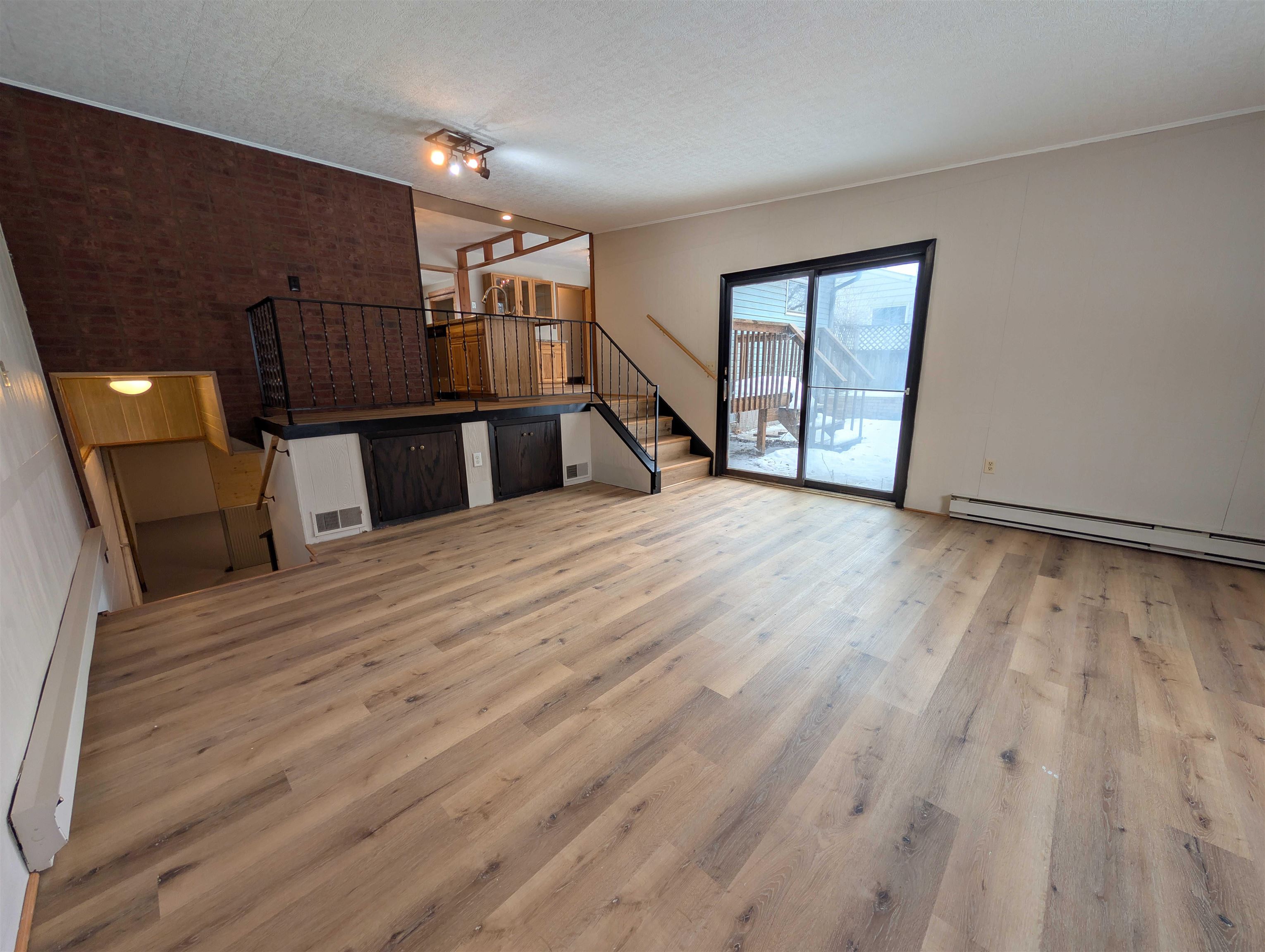 107 N Lincoln Street