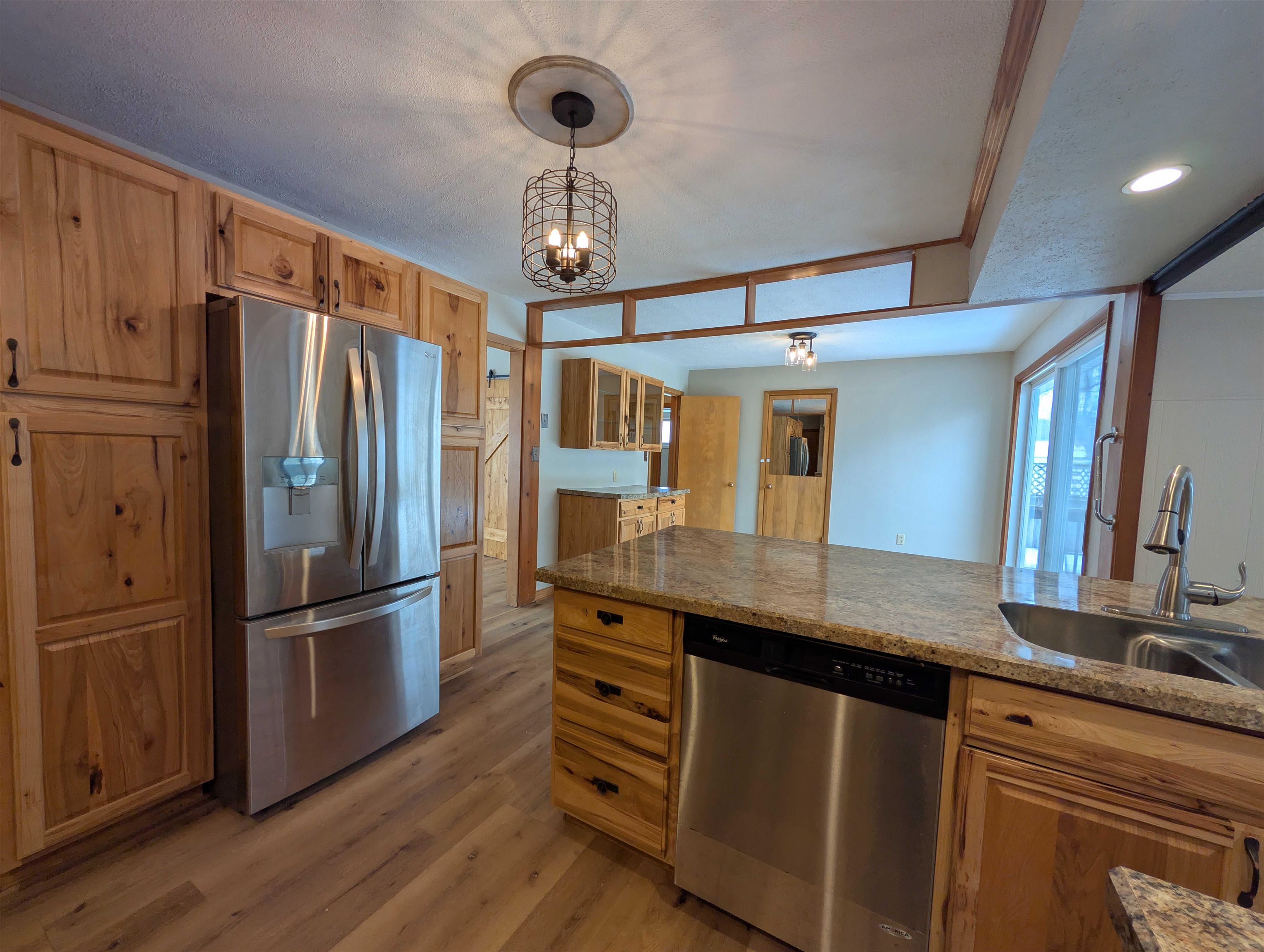 107 N Lincoln Street