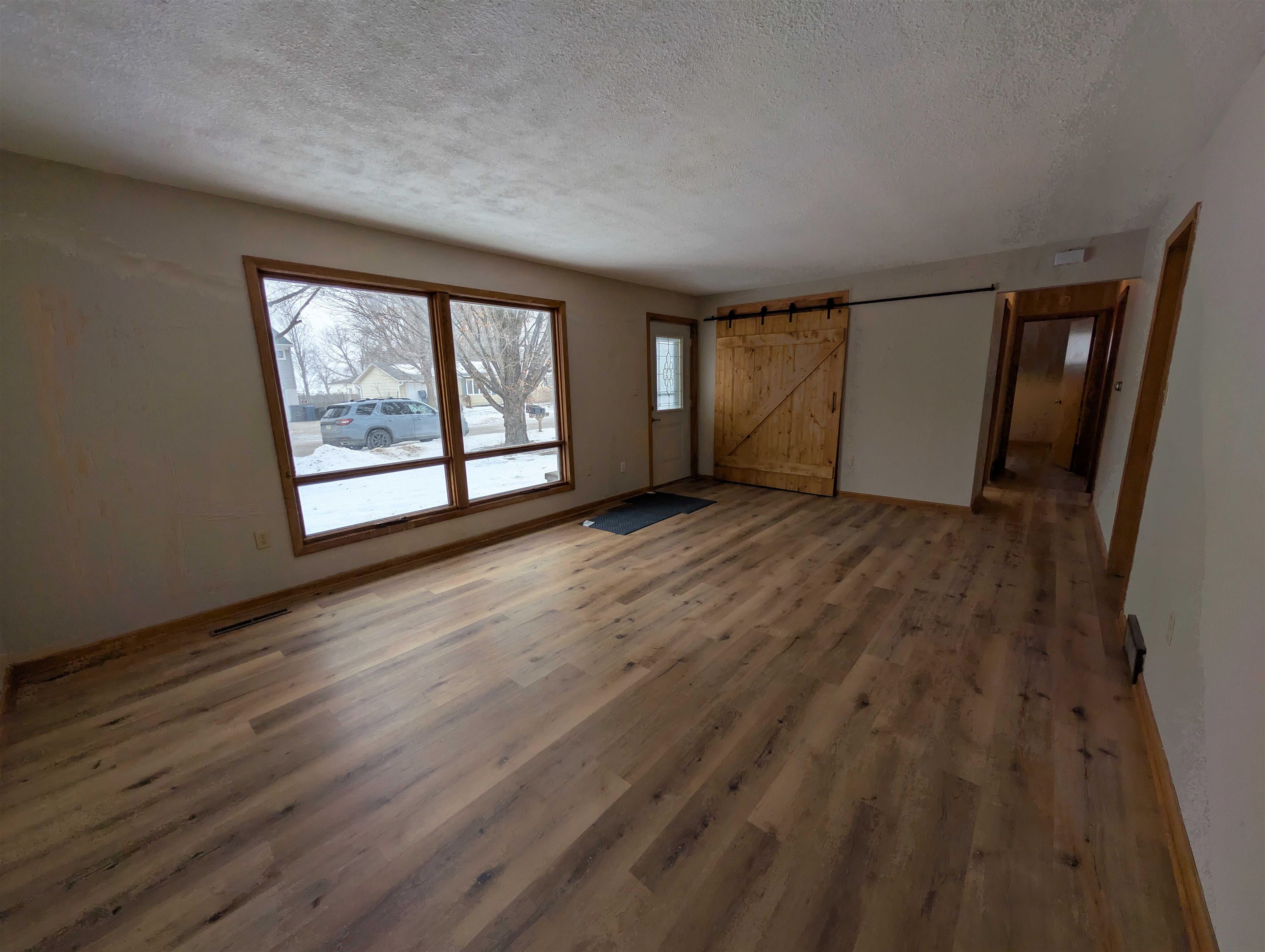 107 N Lincoln Street