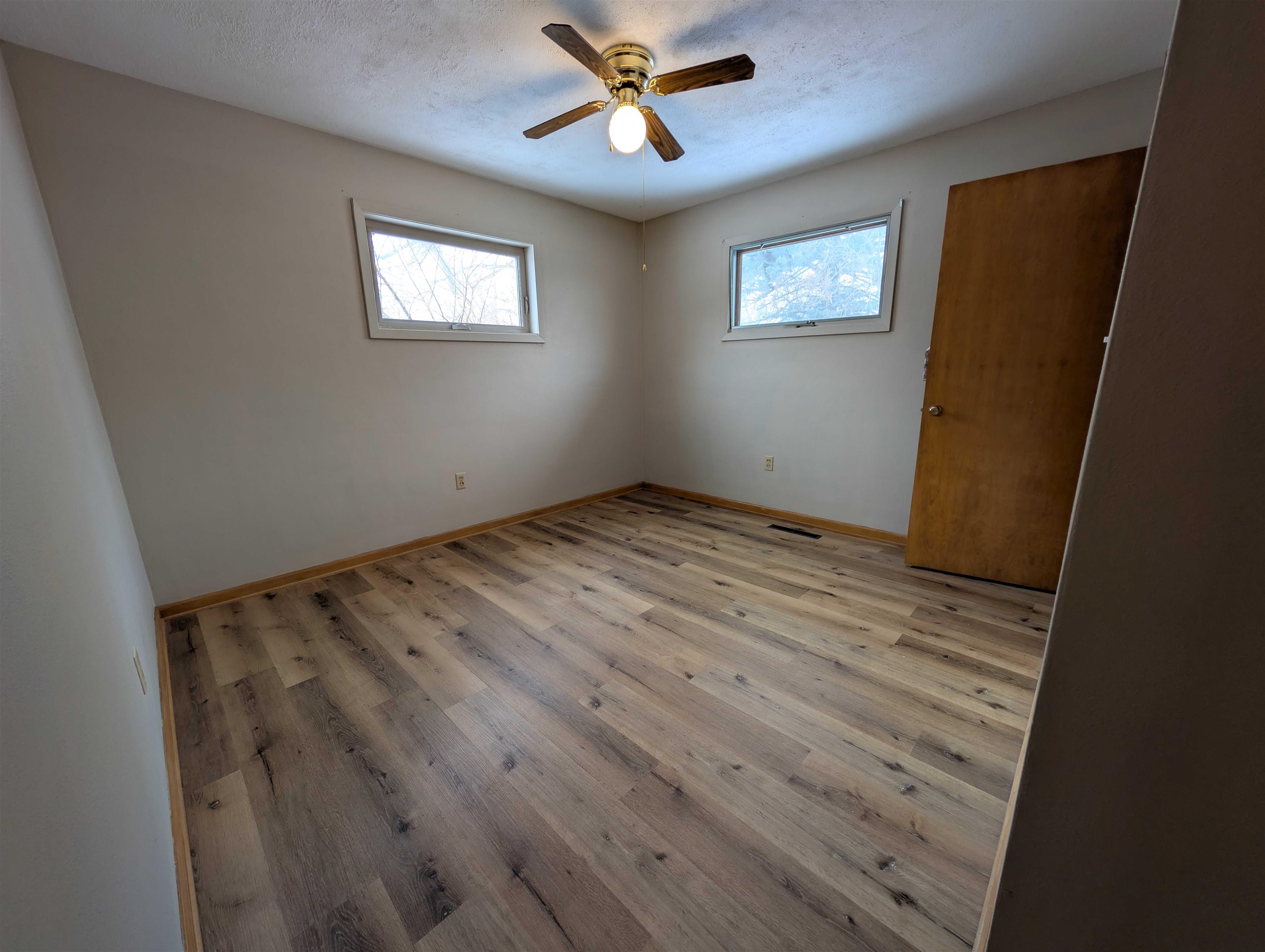 107 N Lincoln Street