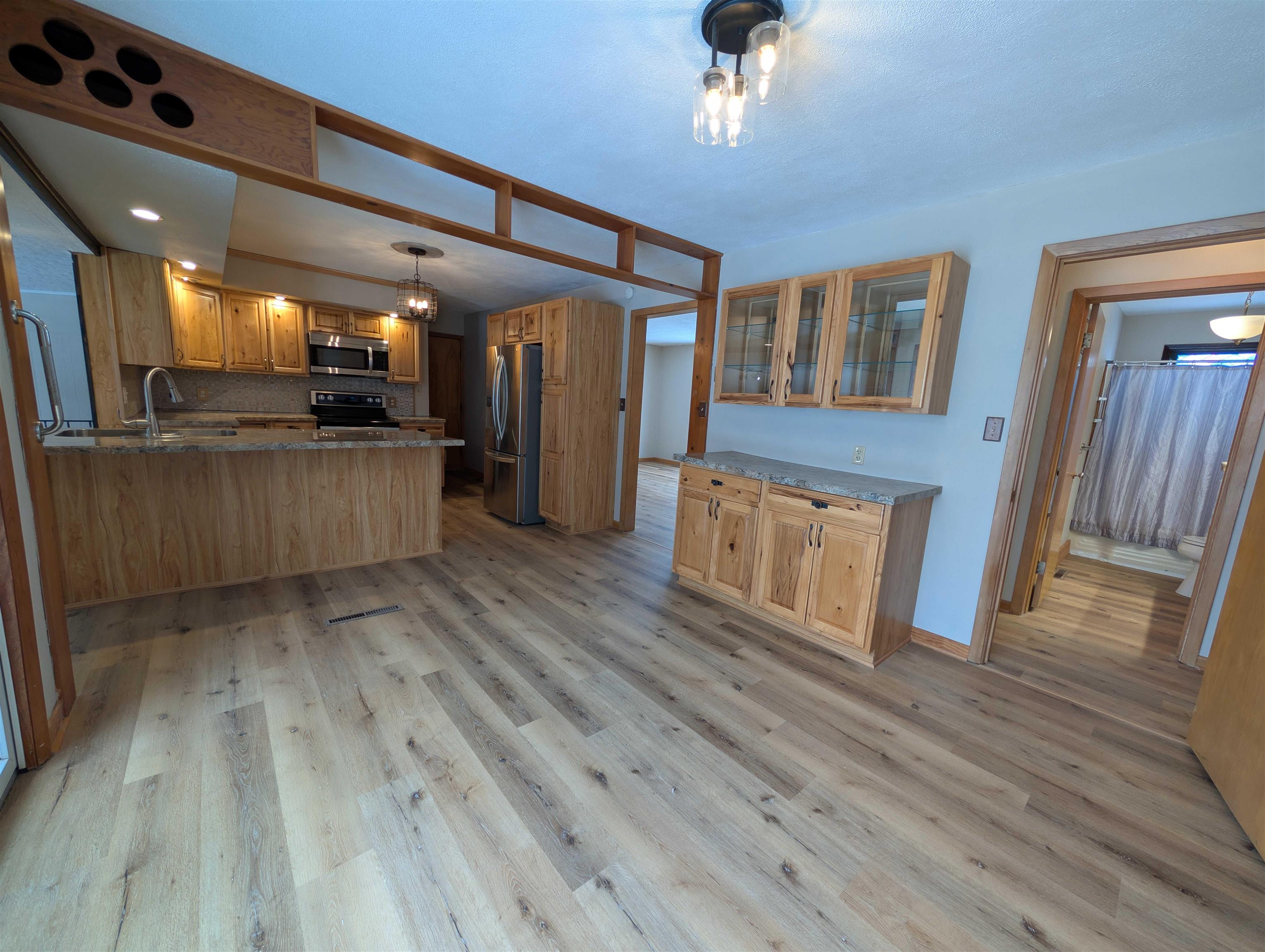 107 N Lincoln Street