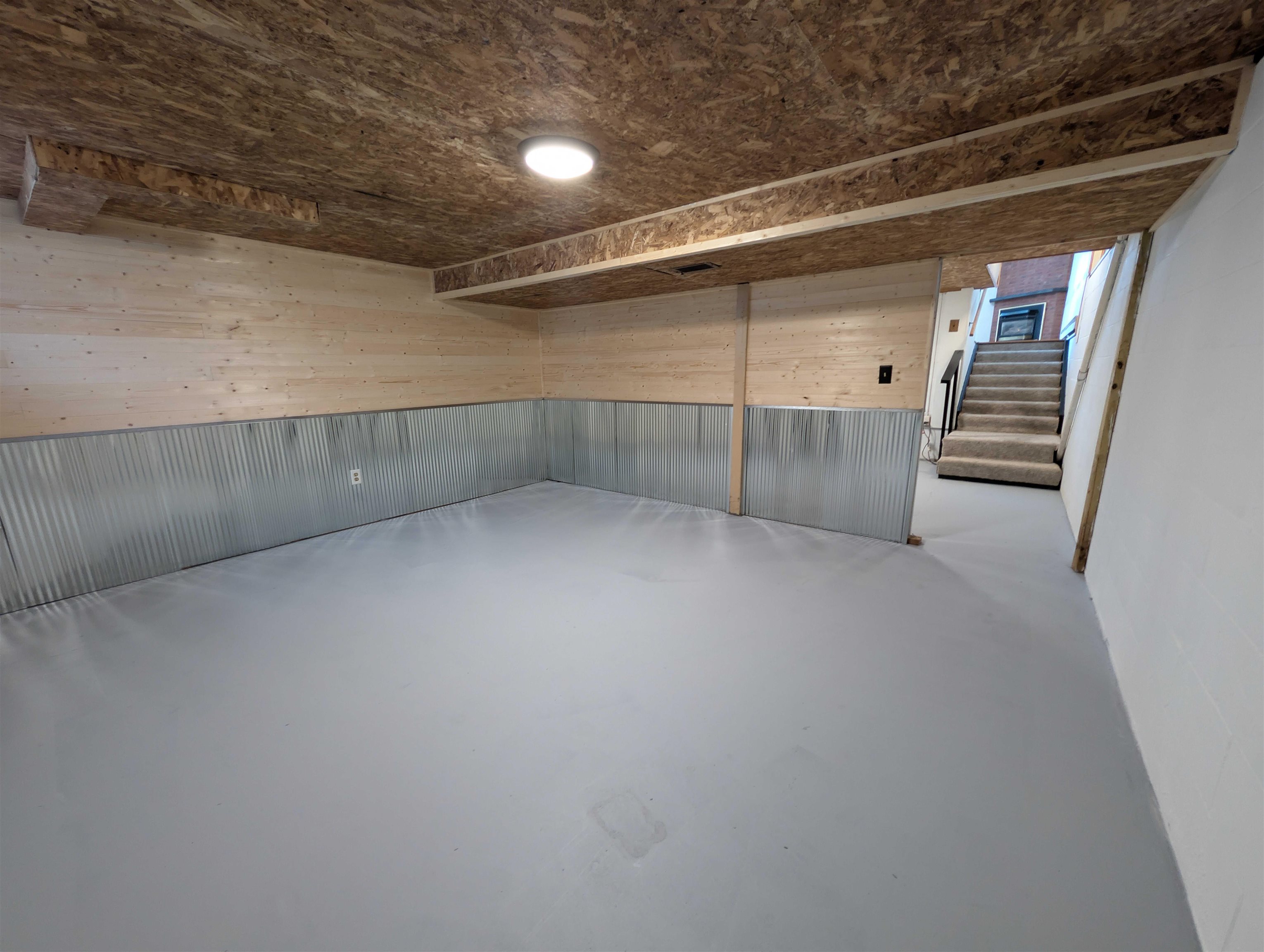 107 N Lincoln Street