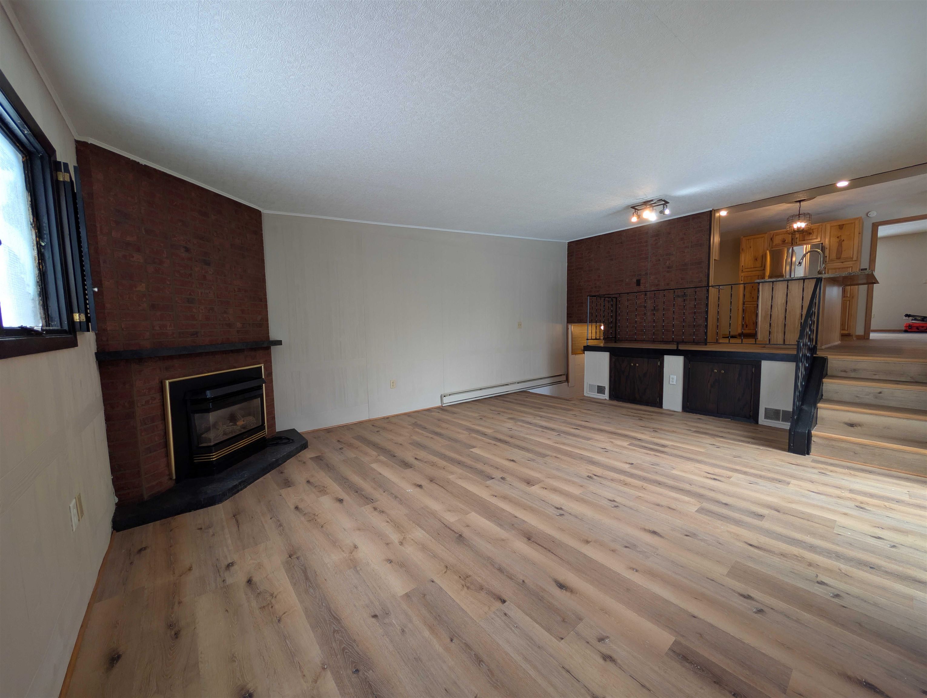 107 N Lincoln Street