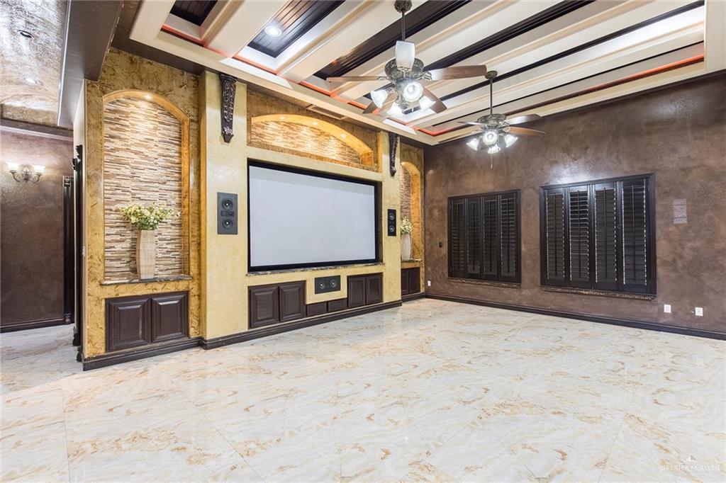 2124 Kingsborough Avenue, McAllen