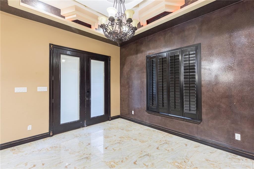 2124 Kingsborough Avenue, McAllen