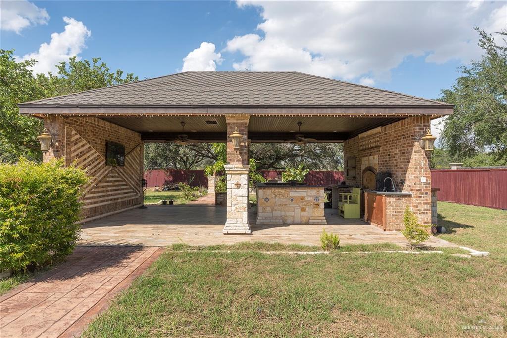 2124 Kingsborough Avenue, McAllen
