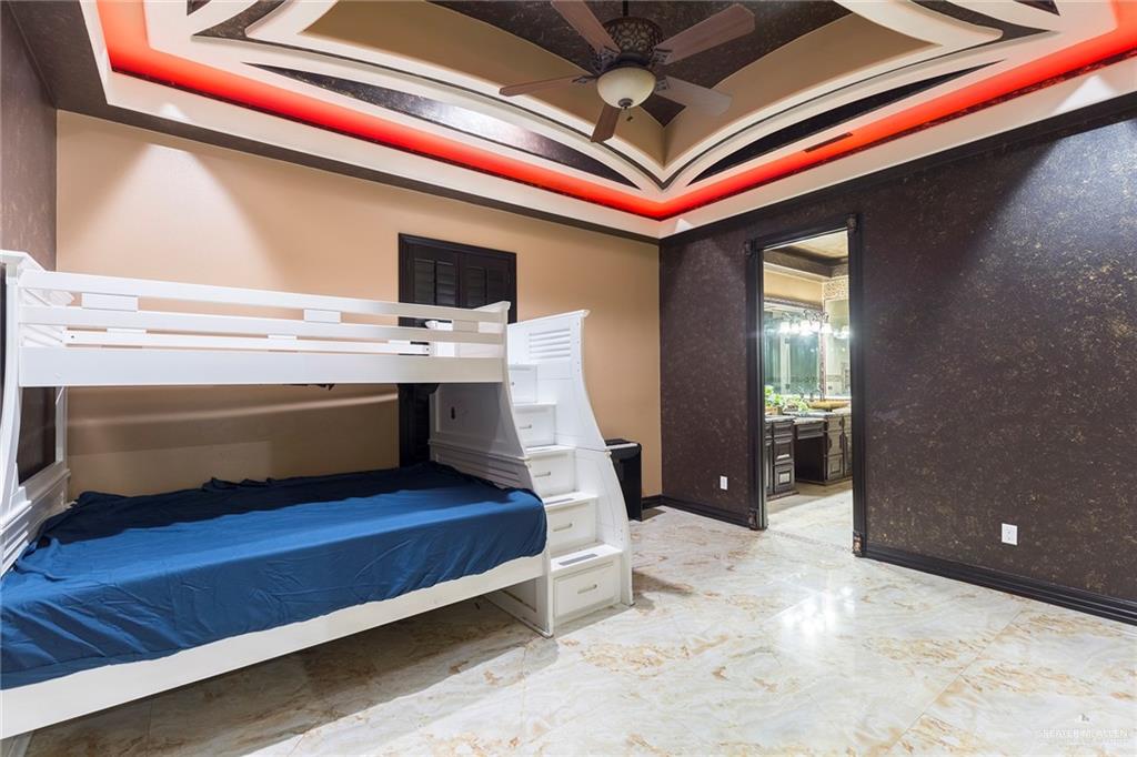 2124 Kingsborough Avenue, McAllen