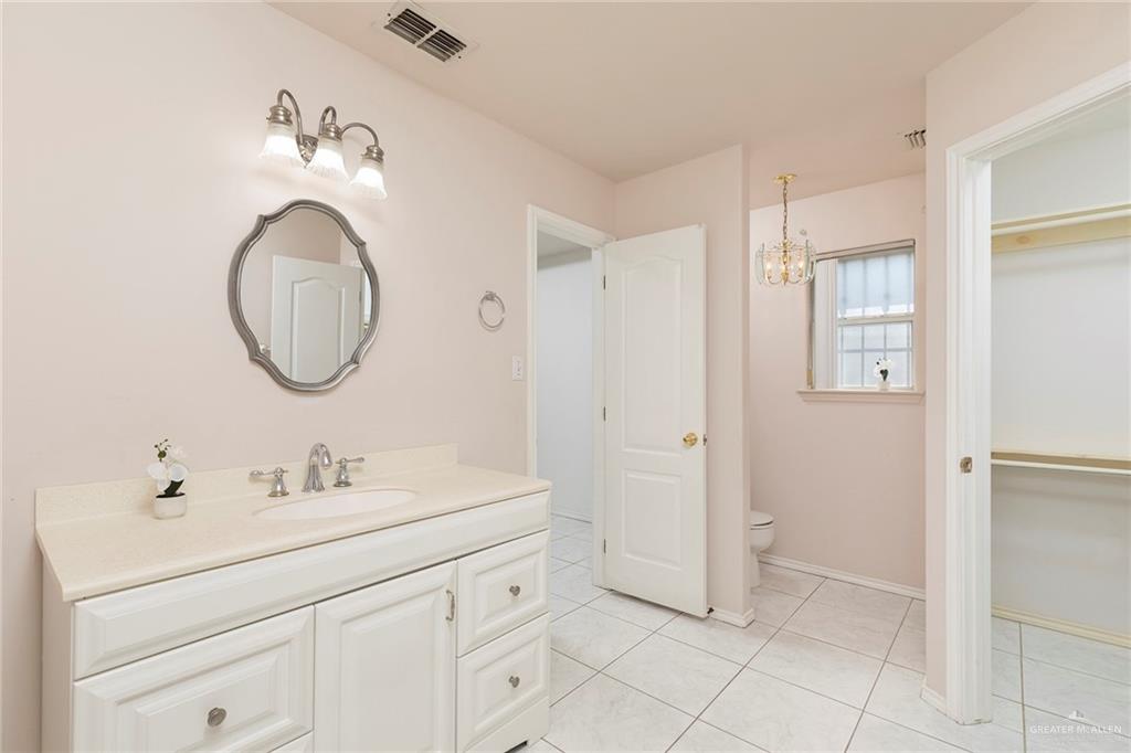 7513 N 40th Street, McAllen