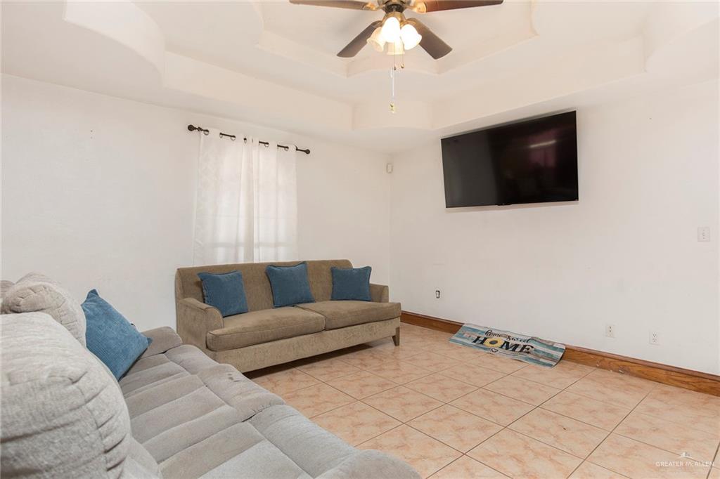 7002 Escondido Lane