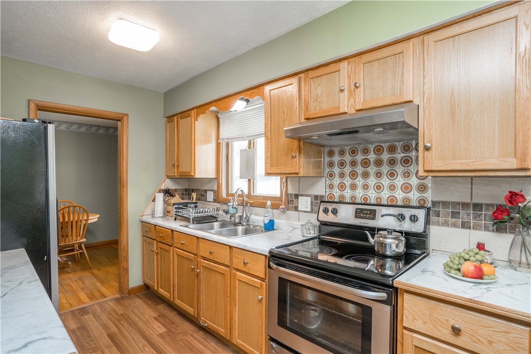 1516 Henderson Avenue