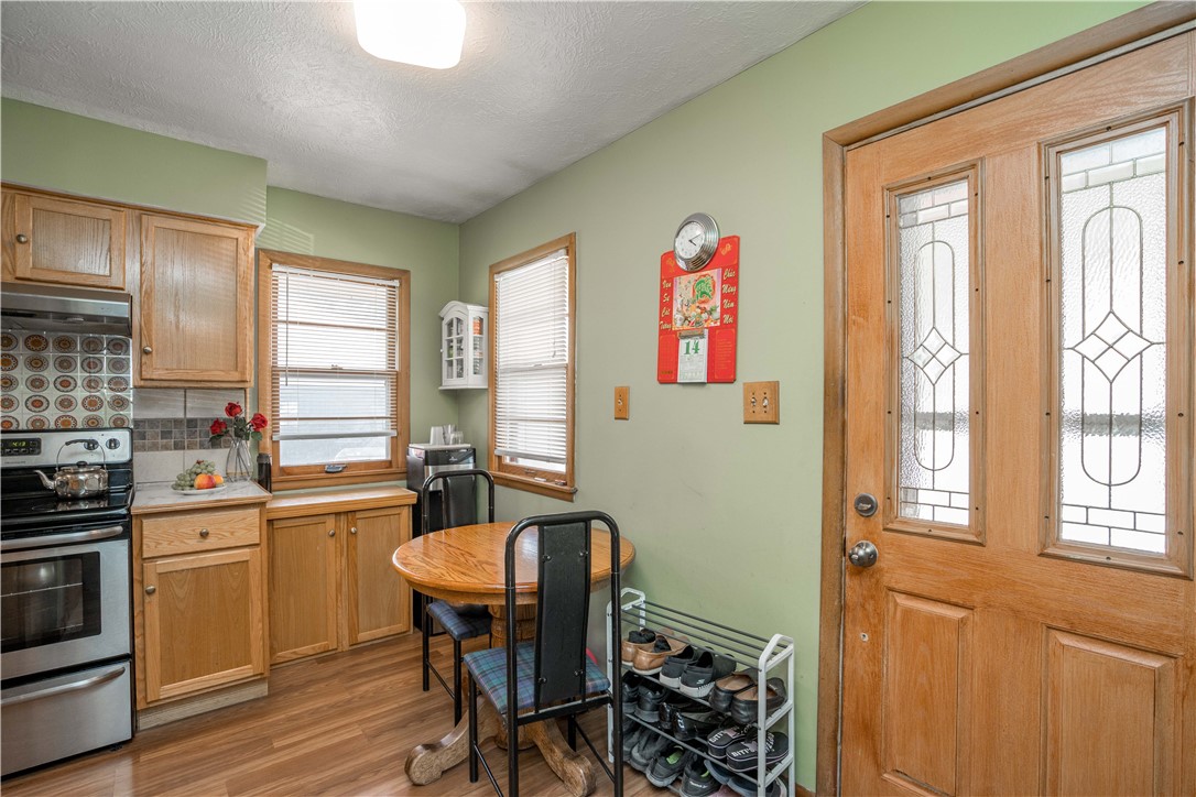 1516 Henderson Avenue