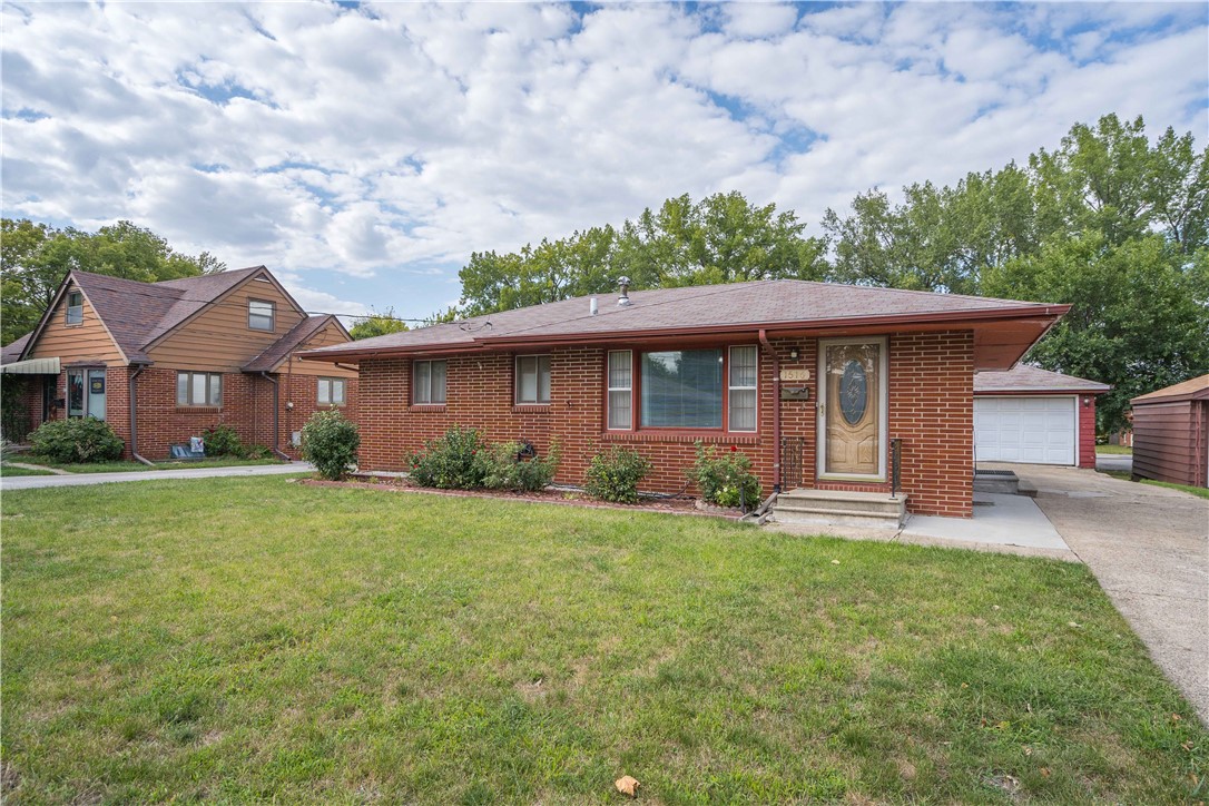 1516 Henderson Avenue