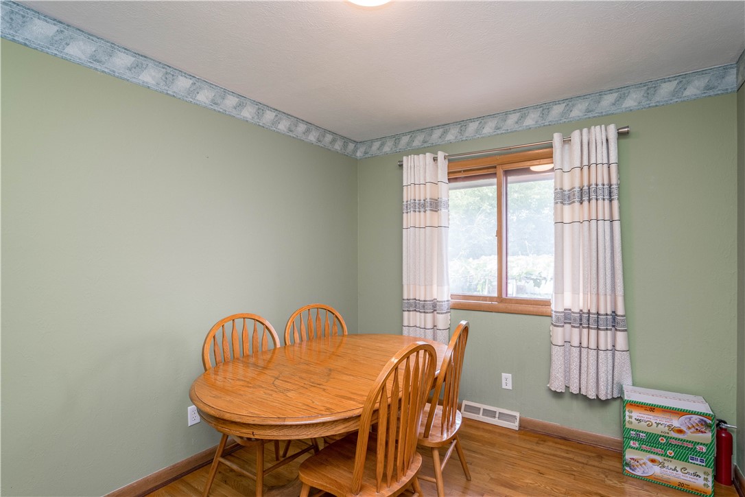 1516 Henderson Avenue