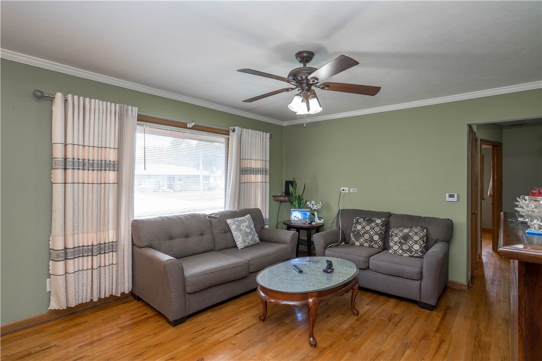 1516 Henderson Avenue