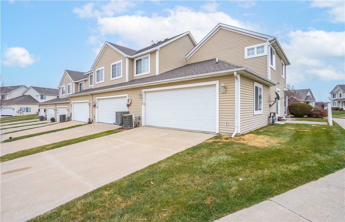 15420 Walnut Hills Drive