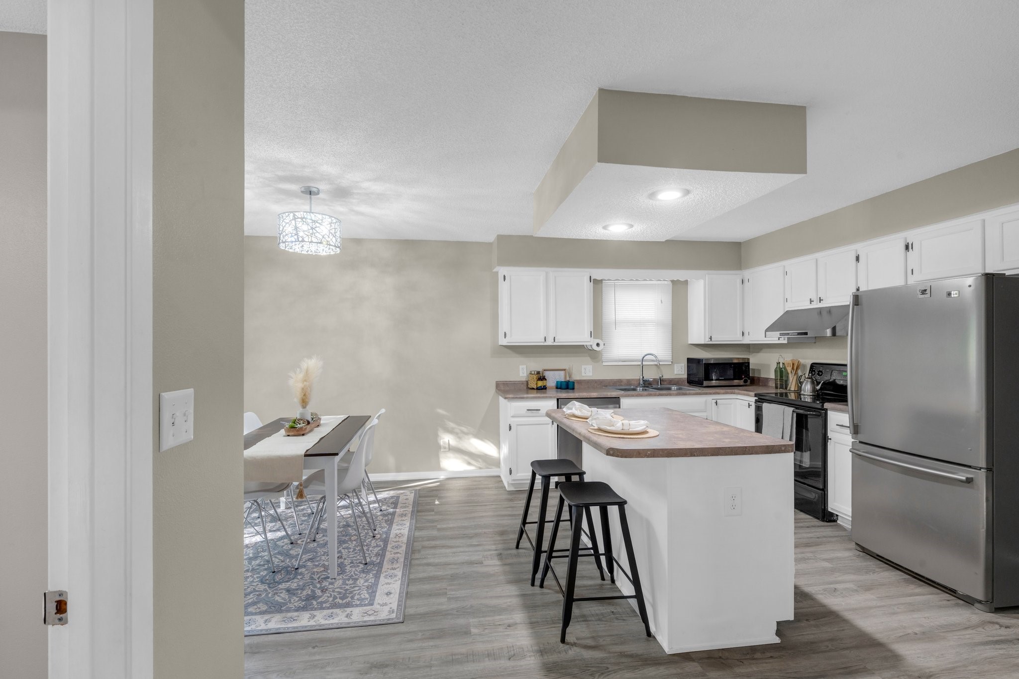 6902 Brookview Drive