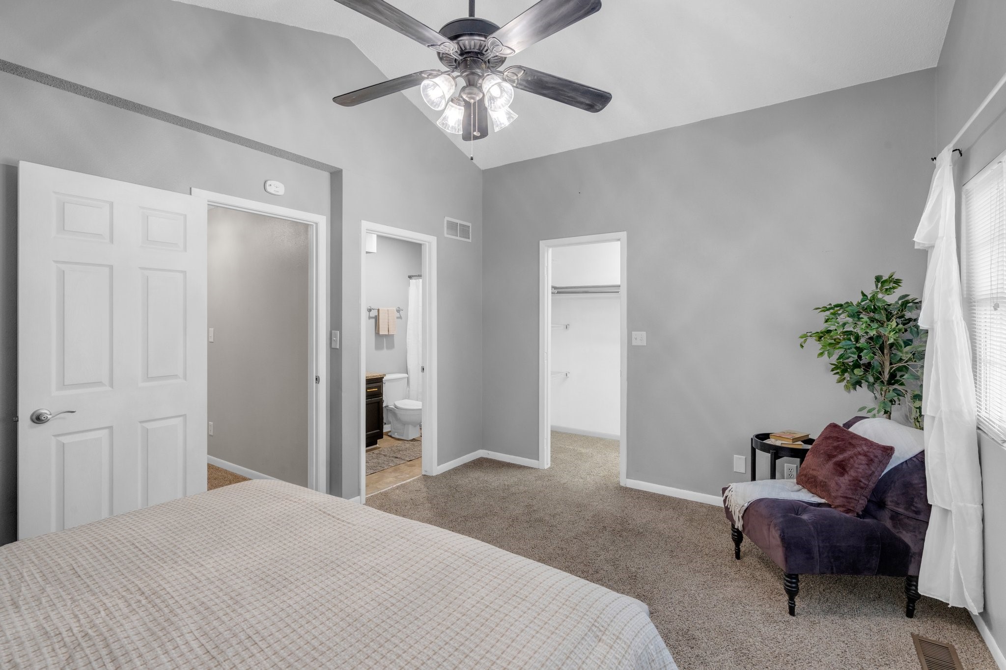 6902 Brookview Drive