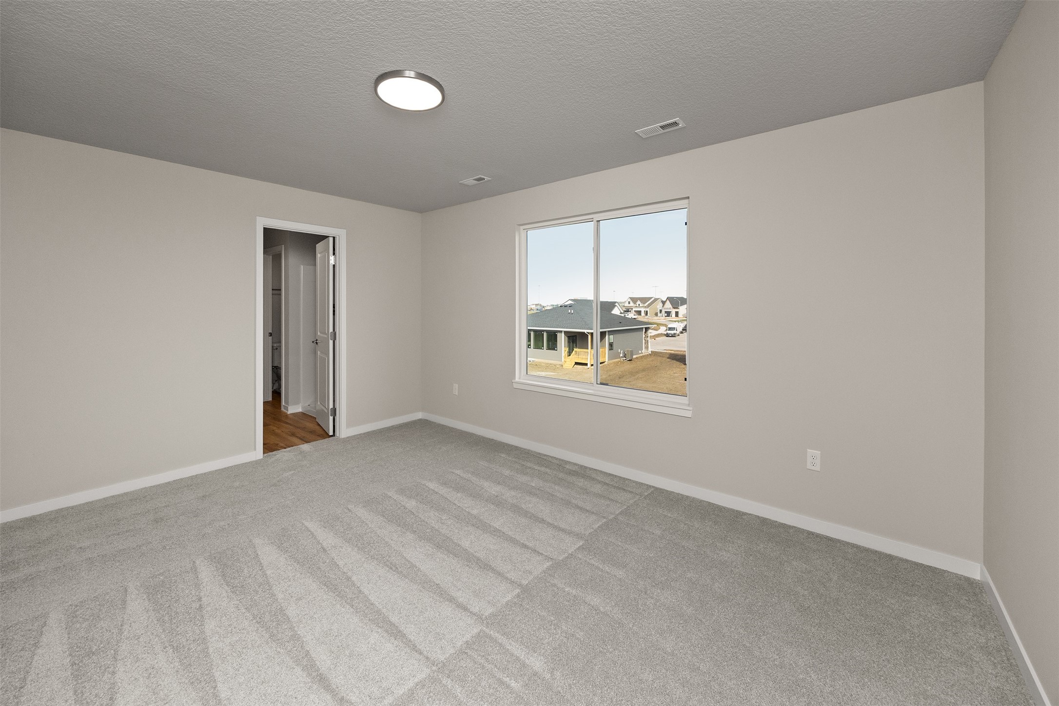 555 NW Compass Avenue