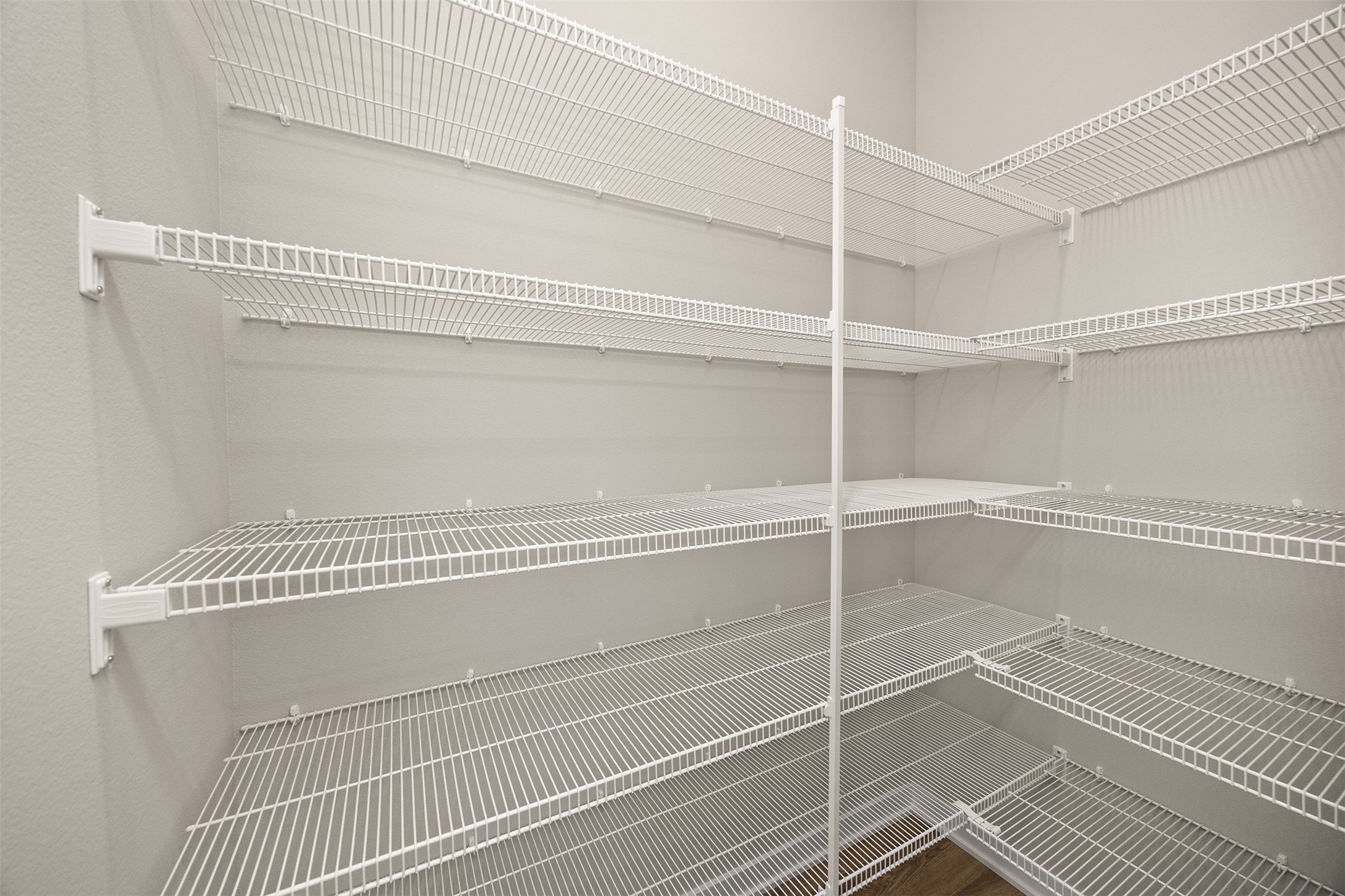 555 NW Compass Avenue