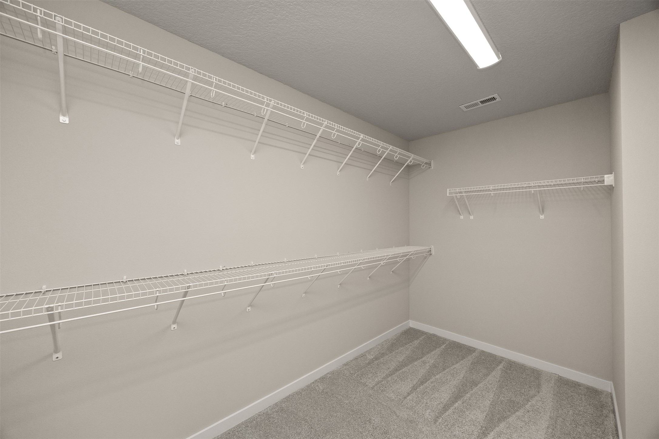 555 NW Compass Avenue