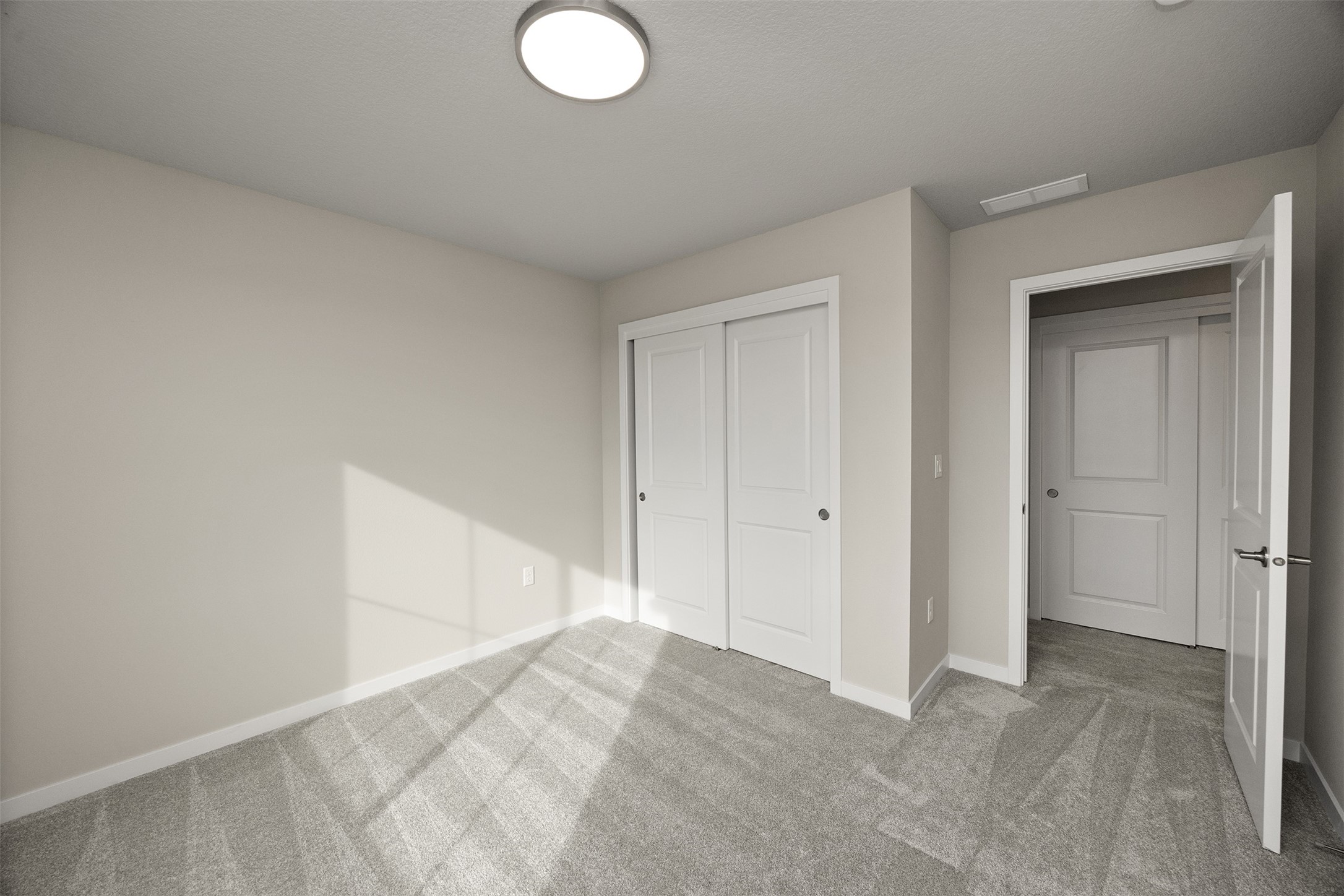 555 NW Compass Avenue