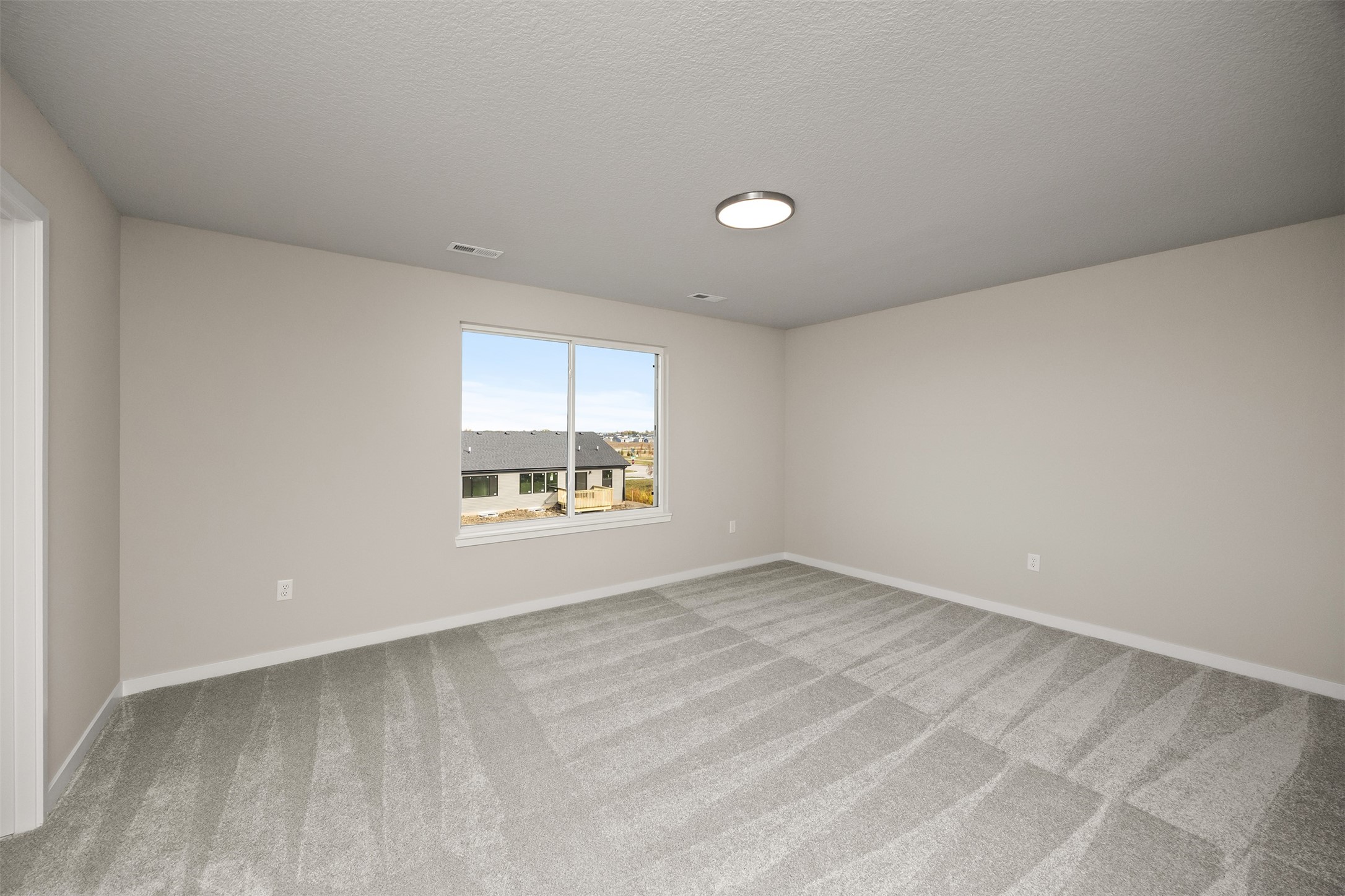 555 NW Compass Avenue