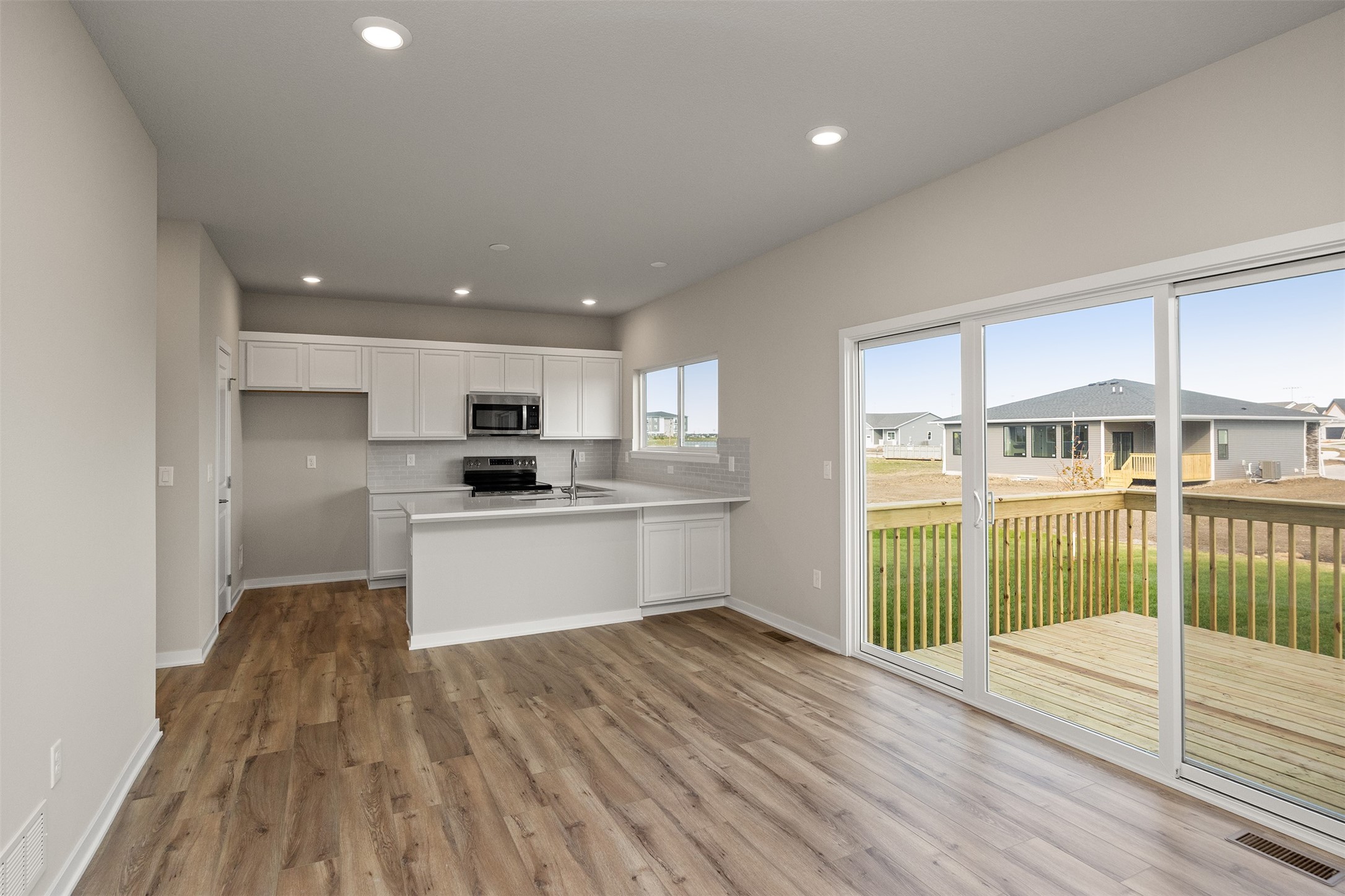 555 NW Compass Avenue