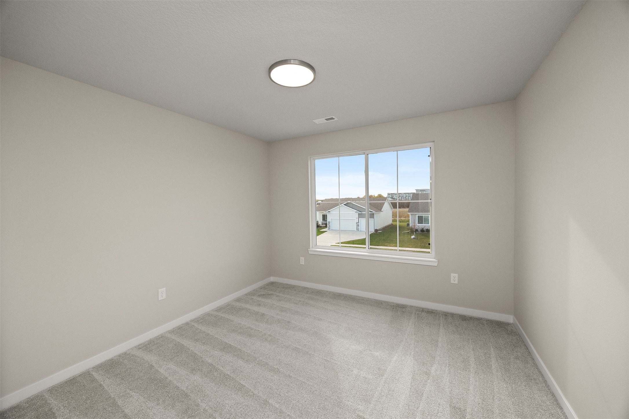 555 NW Compass Avenue