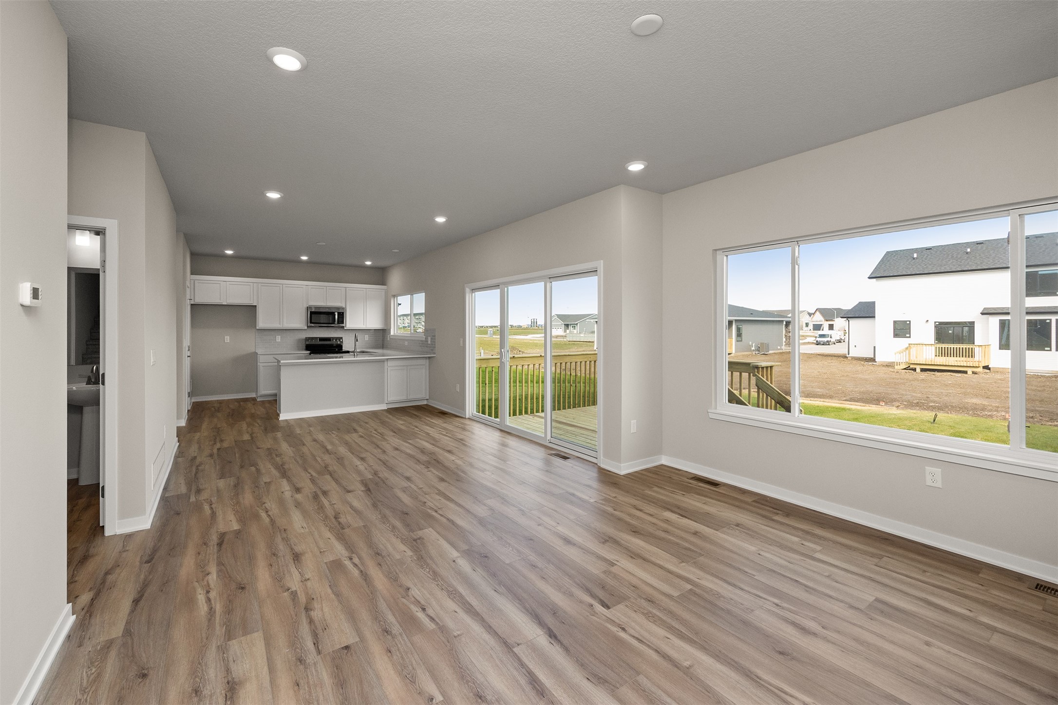 555 NW Compass Avenue