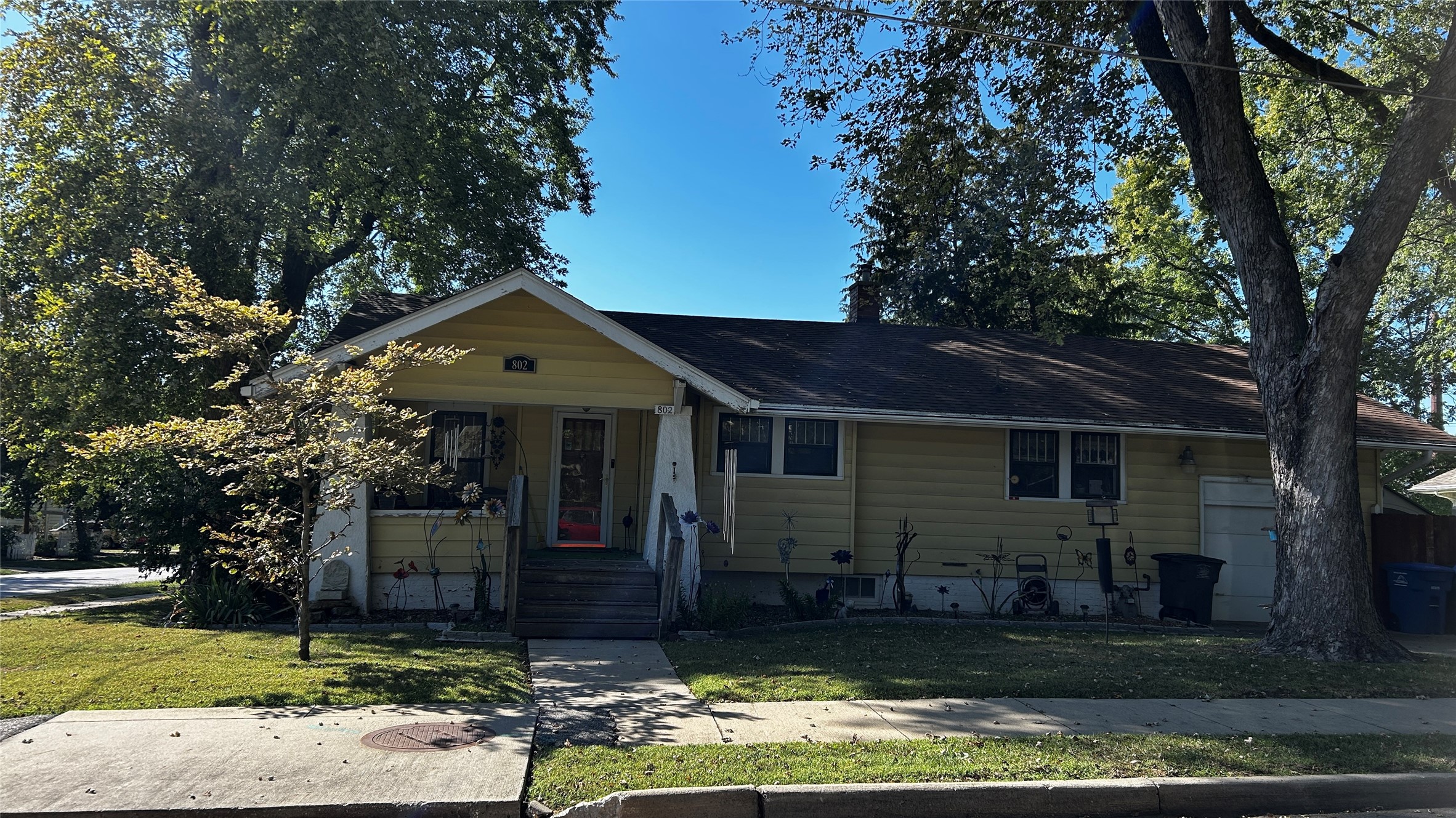 802 33rd Street
