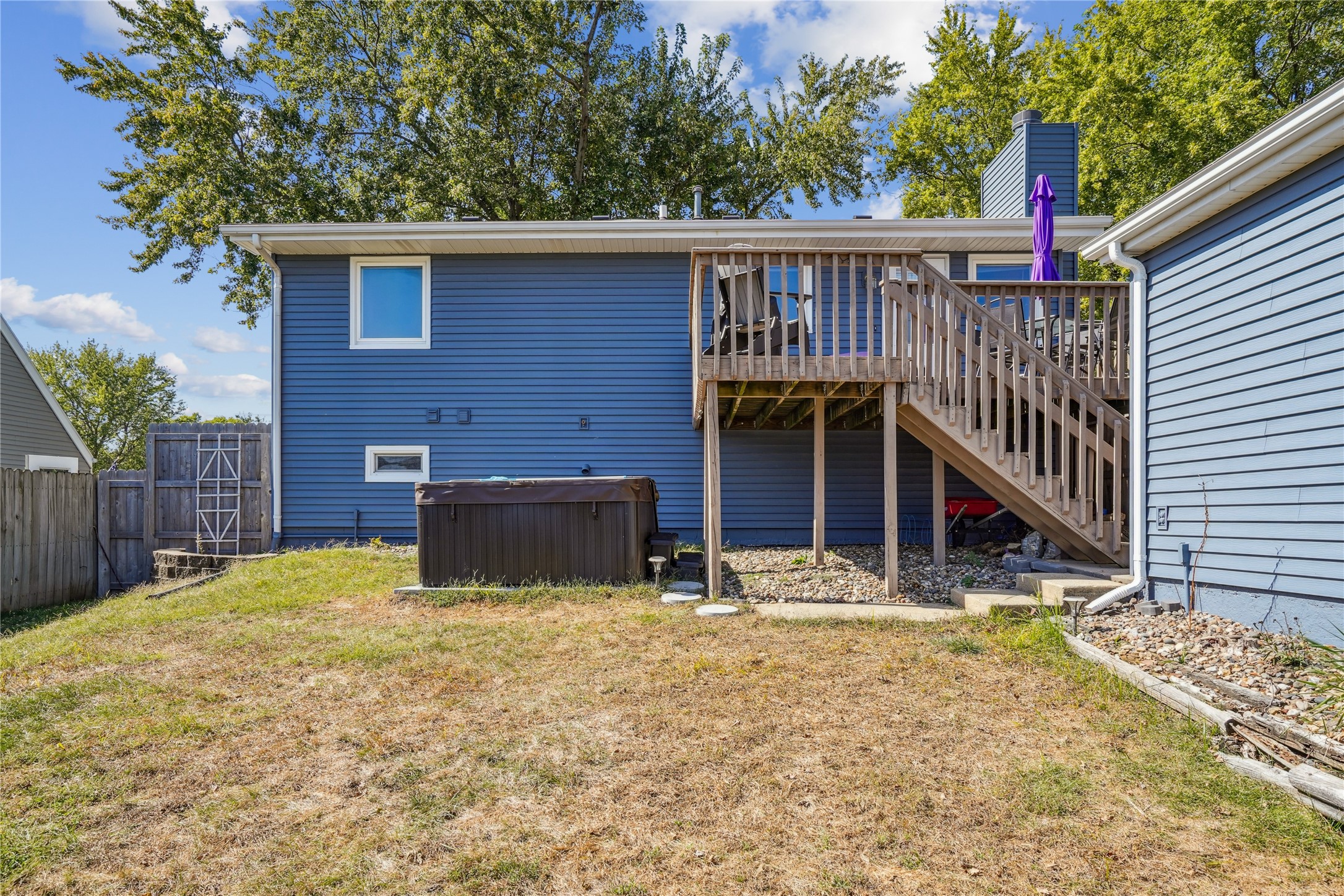 107 10th Avenue SW
