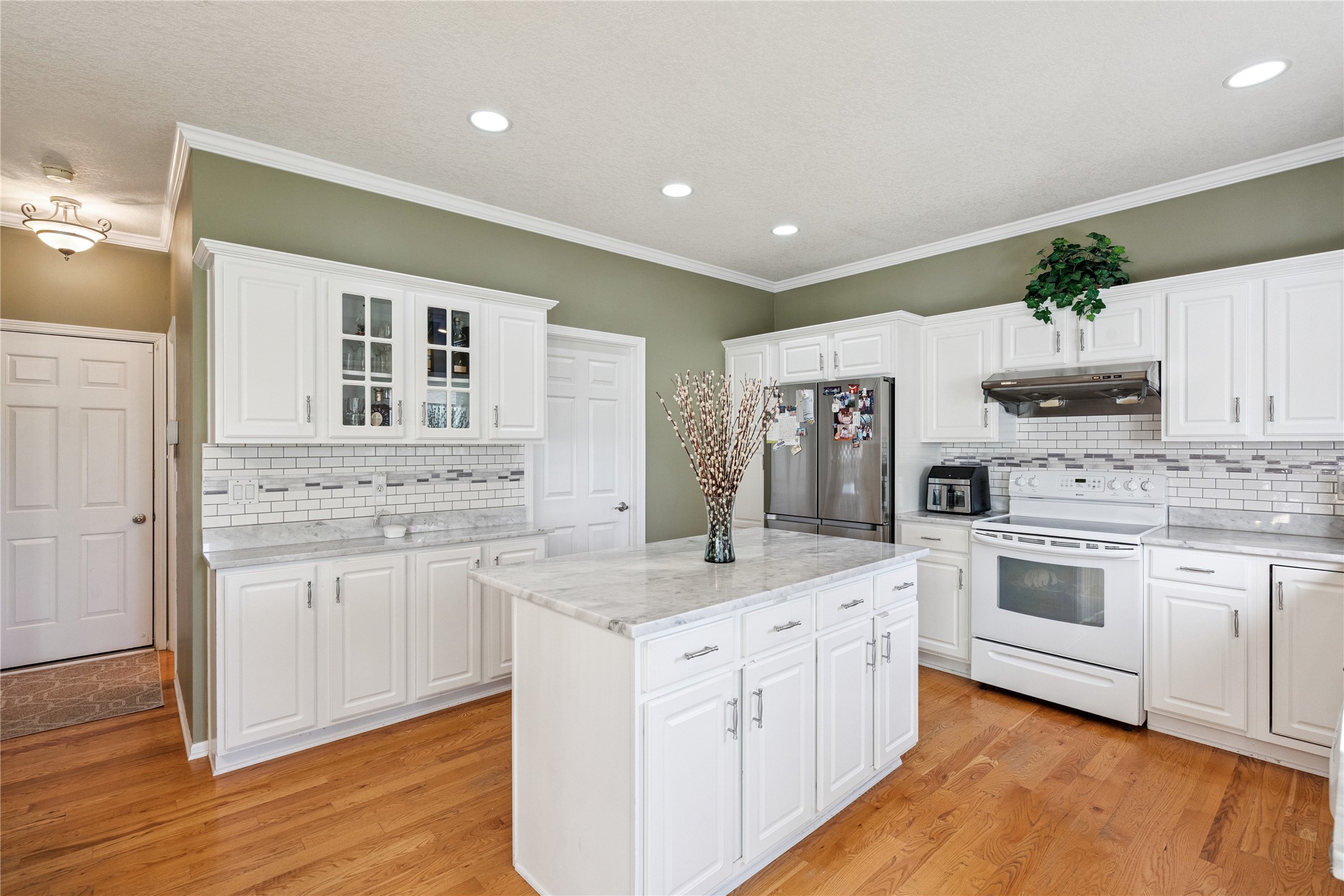 12614 Ridgeview Drive