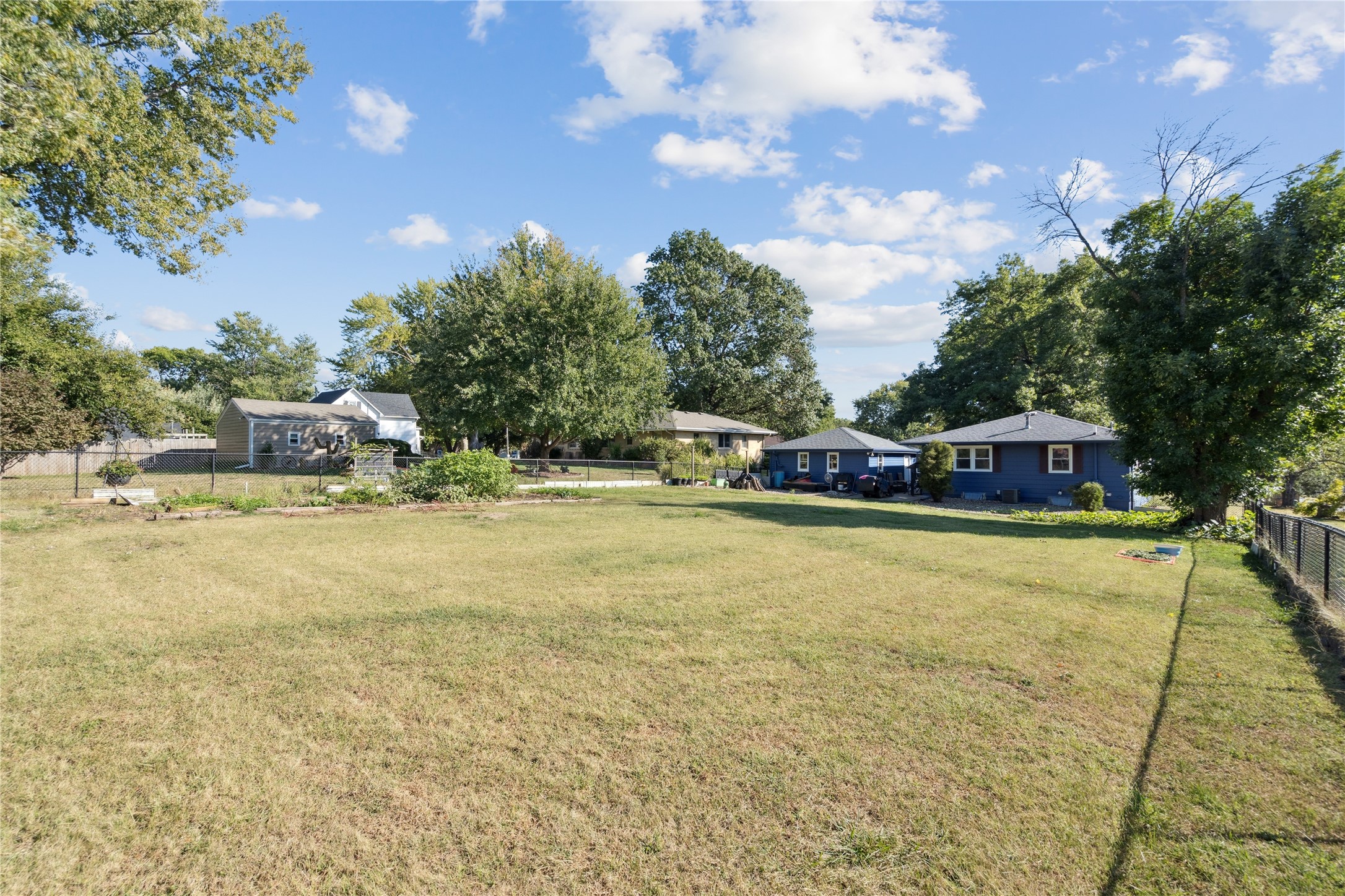 8195 Sunrise Boulevard