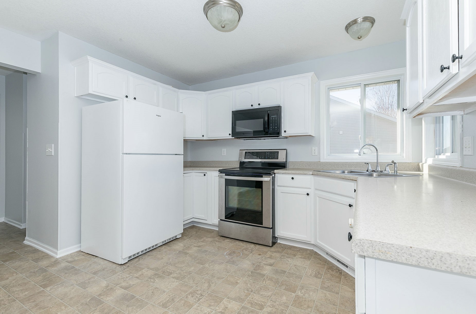 2905 SE Stone Ridge Street