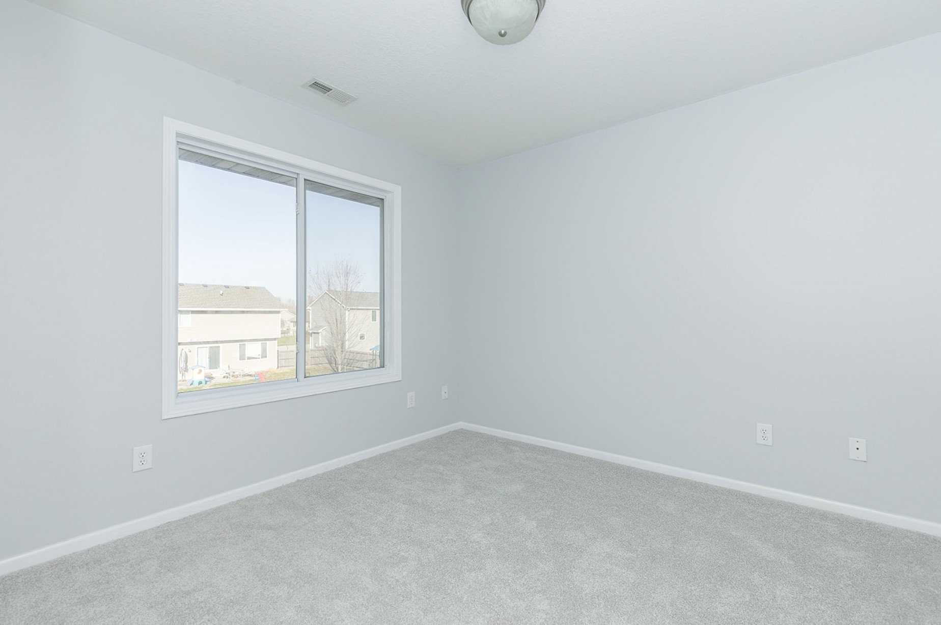 2905 SE Stone Ridge Street