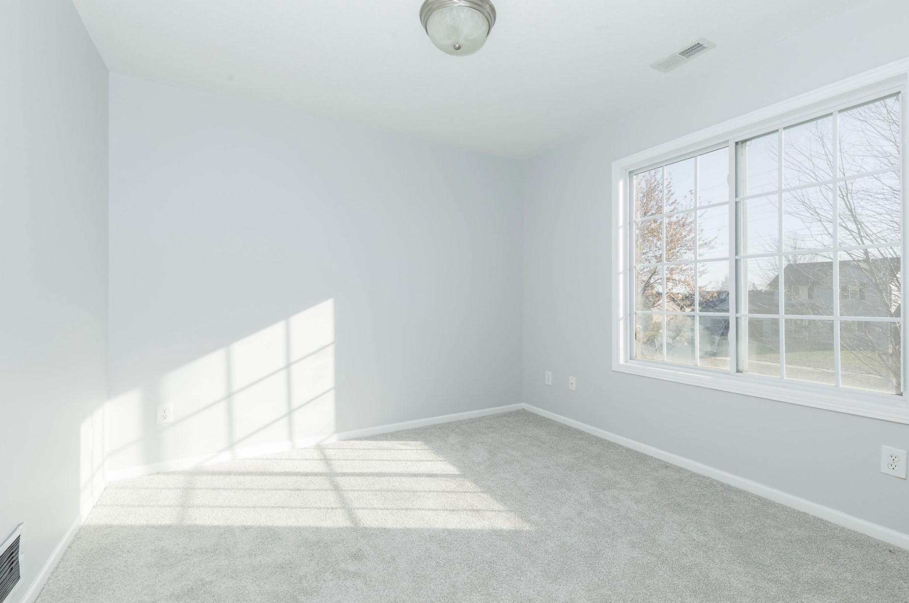 2905 SE Stone Ridge Street