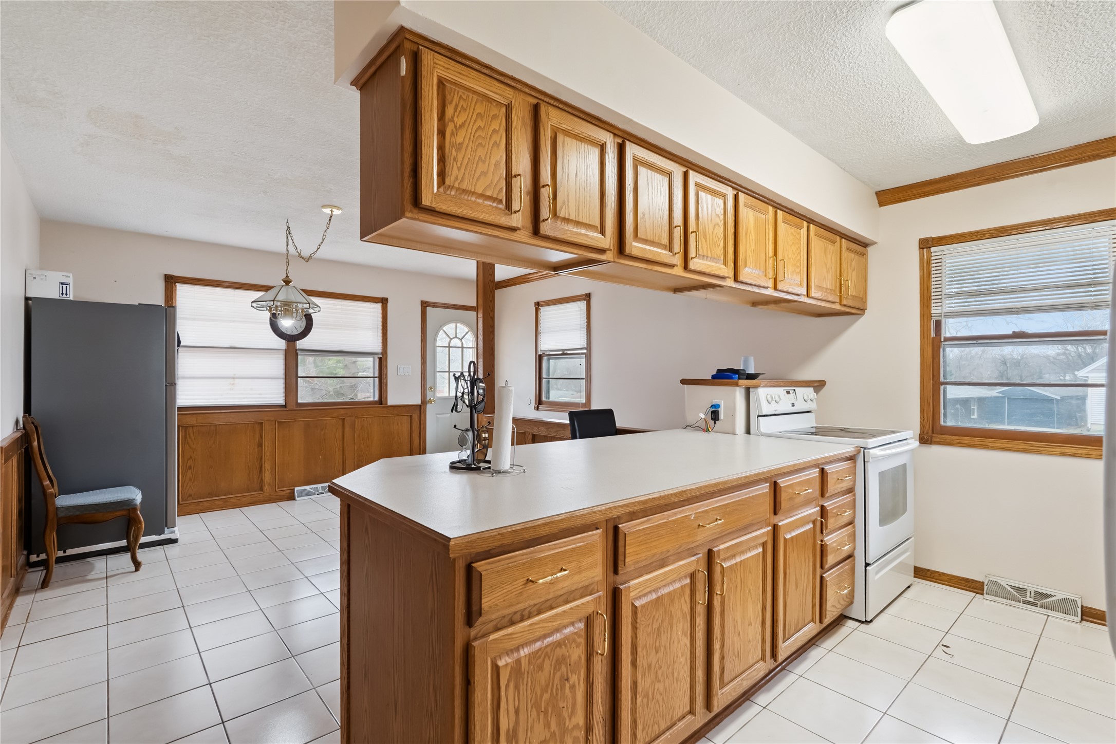7422 Oak Brook Drive