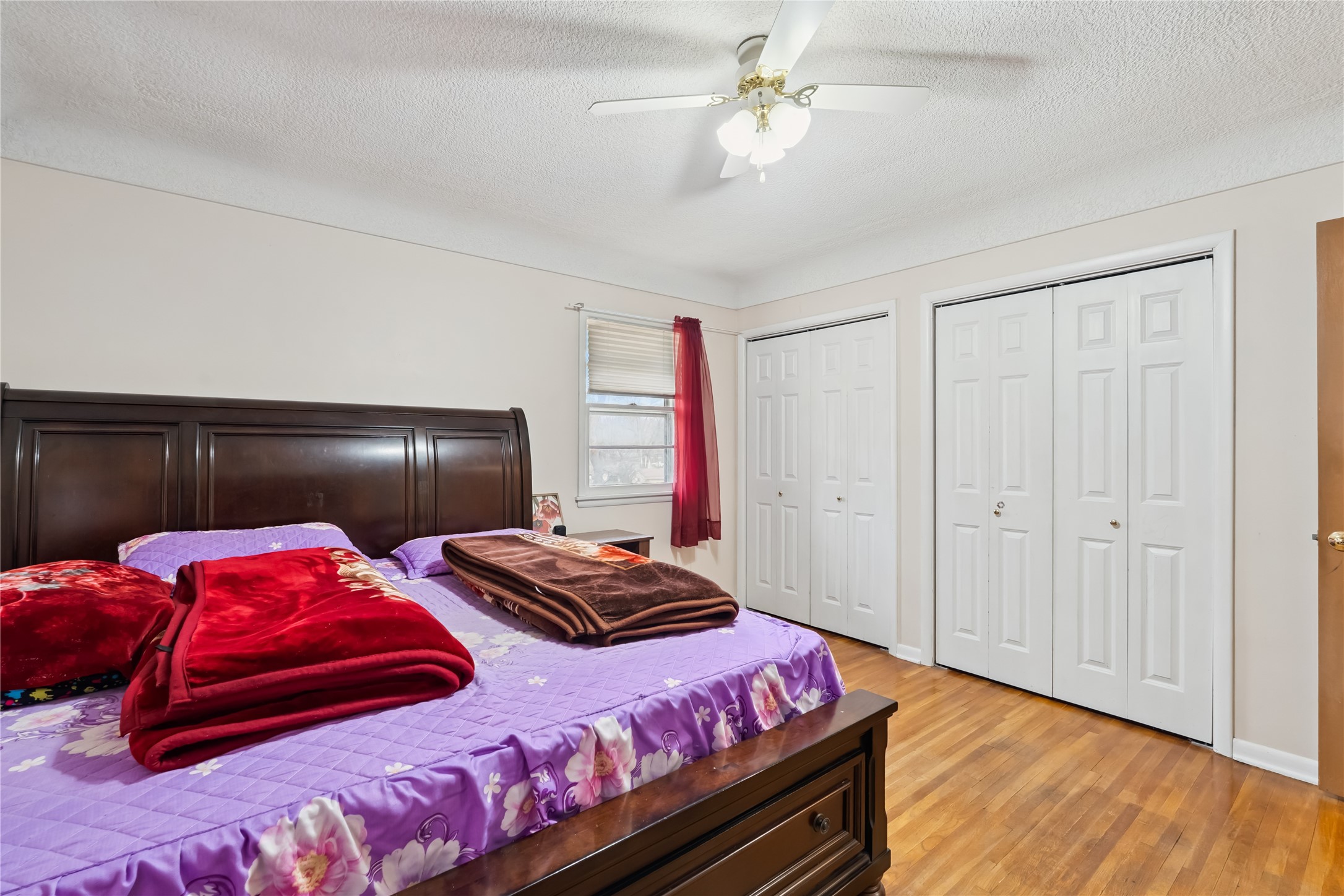 7422 Oak Brook Drive