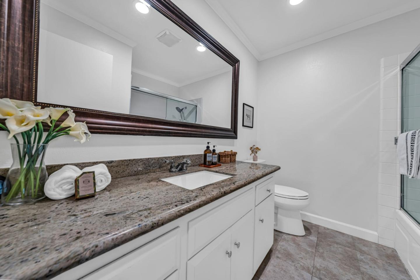 1898 Meridian Avenue Unit: 31