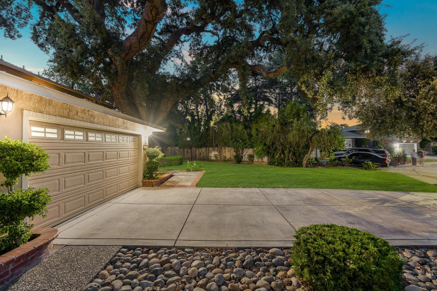 4037 Casa Grande WAY