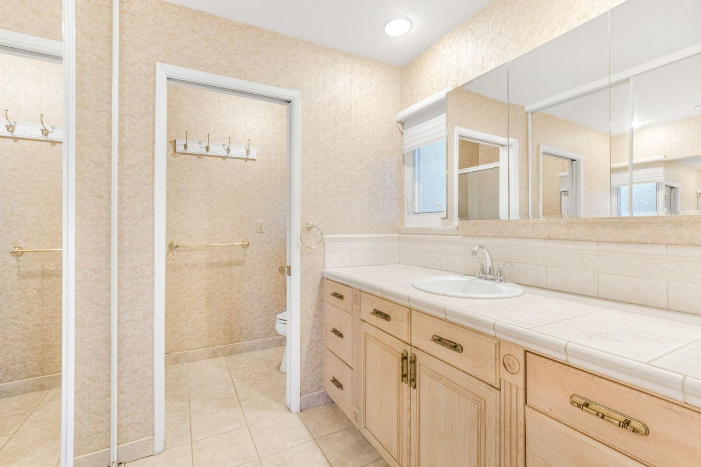 4037 Casa Grande WAY