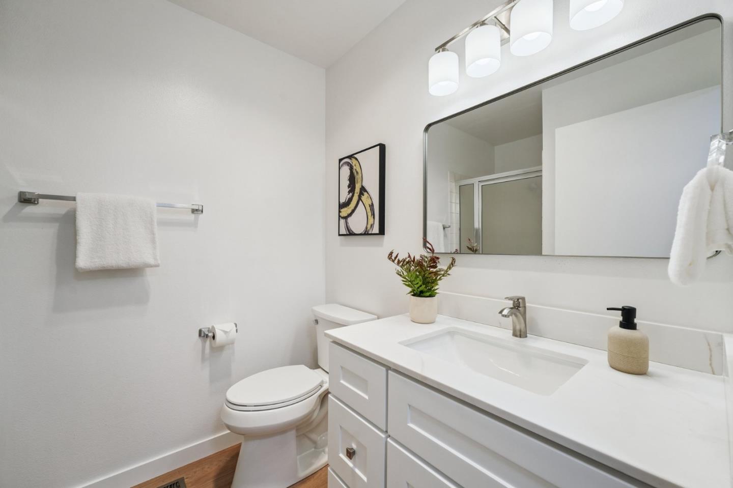 5286 Cribari Heights