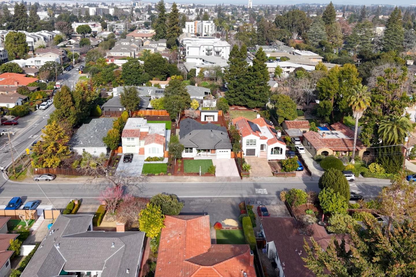 371 East Oakwood Boulevard