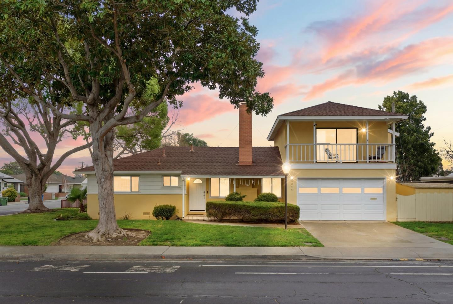 1846 Los Padres Boulevard